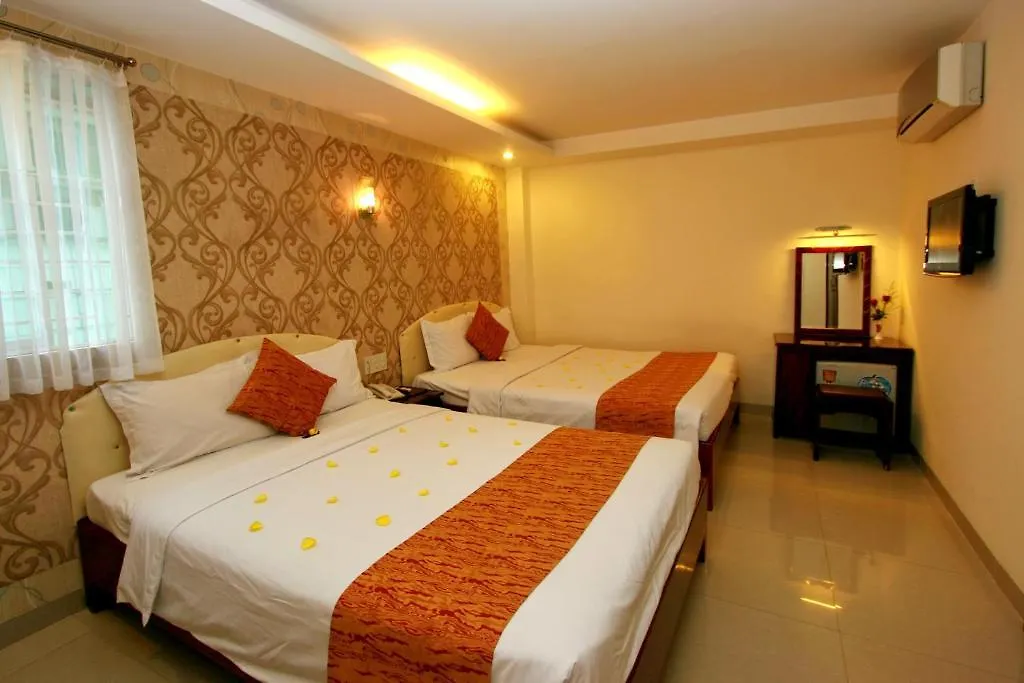Galaxy Hotel - Ngan Ha Nha Trang