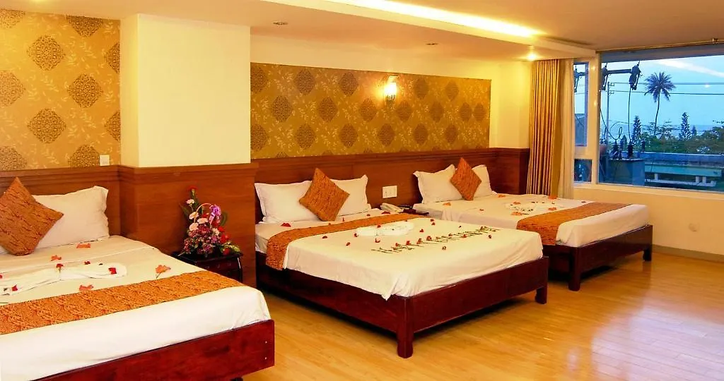 Galaxy Hotel - Ngan Ha Nha Trang