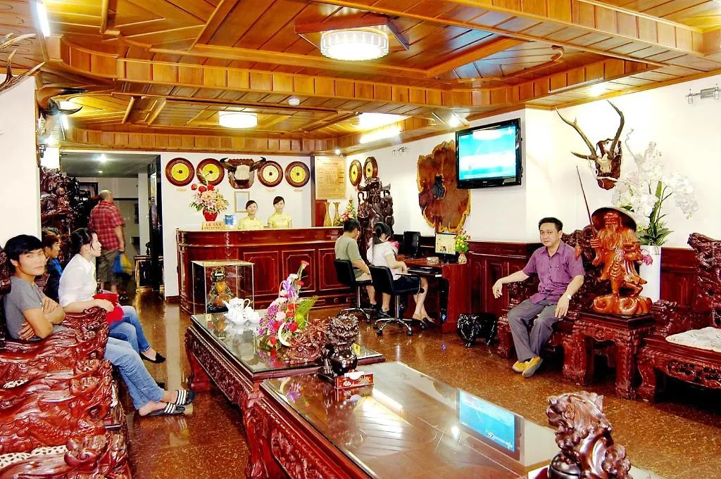 Galaxy Hotel - Ngan Ha Nha Trang 3*,