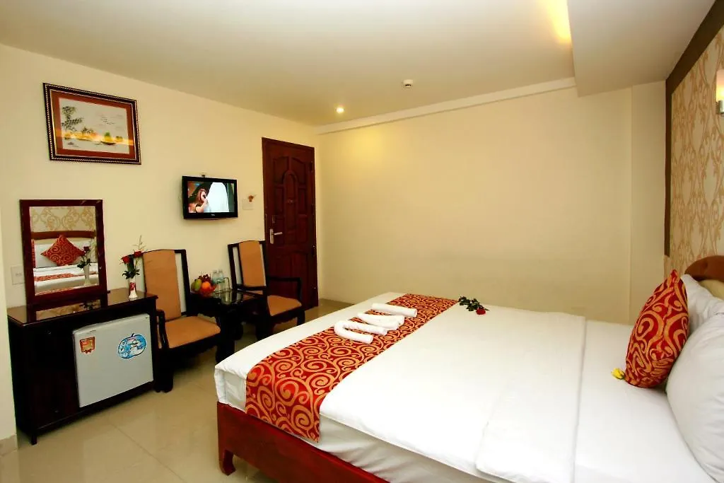 Galaxy Hotel - Ngan Ha Nha Trang